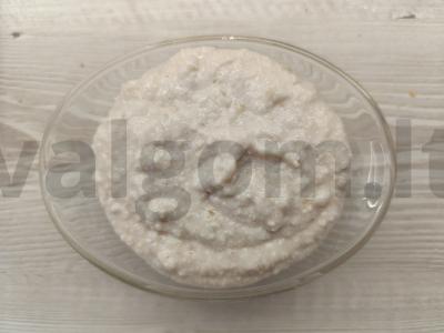 Švelnus avižų, ryžių ir vištienos faršo paštetas pagrindine nuotrauka