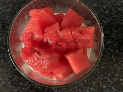 Desertas su varške, arbūzu, avižiniais sausainiais ir grietine Žingsnis 6