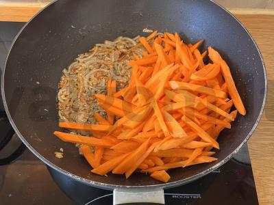 Vegetariškas plovas su razinomis Žingsnis 3