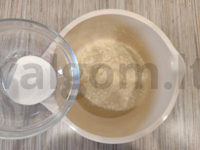 Medus mannikas su kefyru Žingsnis 5