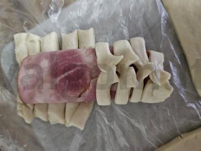 Sūrus sluoksniuotas pyragas su kiaulienos kaklu Žingsnis 5