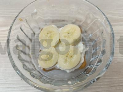 Nesaldus bananų pyragas be kepimo Žingsnis 4