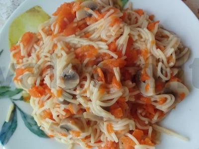 Nudelių patiekalas su sojų padažu Žingsnis 9