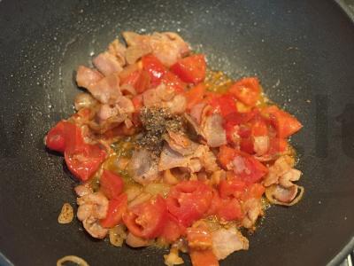 Bespalvė makaronai su bekonu Žingsnis 2