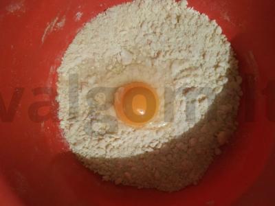 Persikų džemo pyragas Žingsnis 2