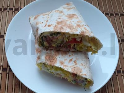 Daržovių šaurma su sūriu per 20 minučių pagrindine nuotrauka