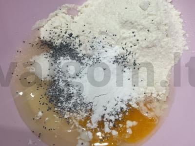 Blynai su braškėmis ir aguonomis Žingsnis 3