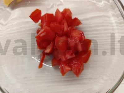 Pomidorų ir dviejų rūšių sūrio tartaletės Žingsnis 1