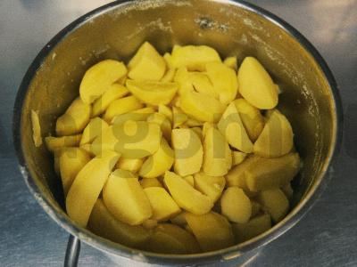 Švelnus bulvių piurė su grietinėlėmis Žingsnis 2