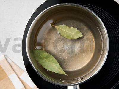 Marinuoti vyšniniai pomidorai su svogūnais Žingsnis 4