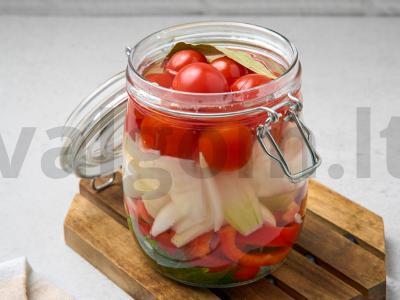 Marinuoti vyšniniai pomidorai su svogūnais Žingsnis 5