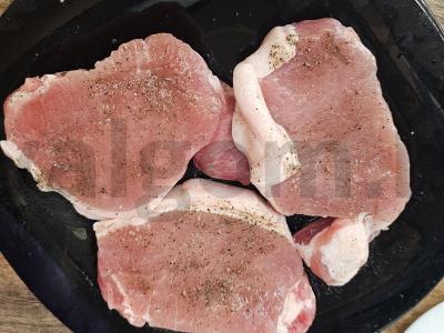 Bulvių košė su kiaulienos steiku ir meksikietiška mišraine Žingsnis 2