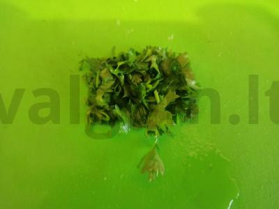 Pomidorų-garstyčių padažas su petražolėmis Žingsnis 3