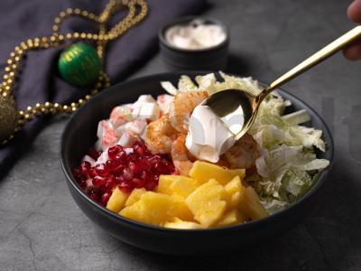 Salotas su granatais ir krevetėmis Žingsnis 3