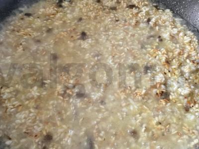 Plovas su razinomis ir česnaku Žingsnis 4