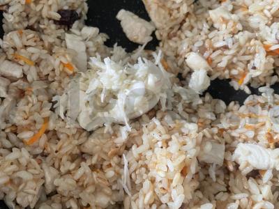 Plovas su razinomis ir česnaku Žingsnis 7