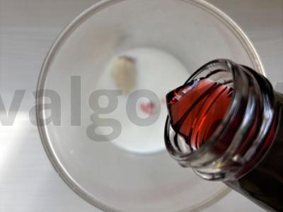 Pieninis kokteilis su braškių sirupu Žingsnis 4