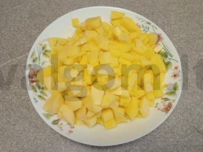 Vasaros šaltibarščiai vištienos sultinyje Žingsnis 2