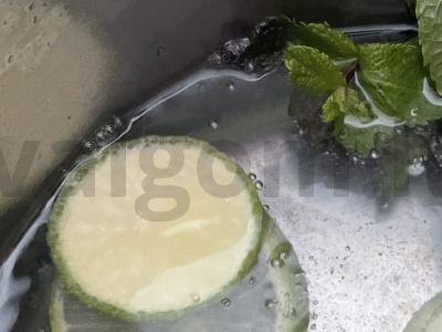 Mėtų kokteilis su džinu ir laimu Žingsnis 4