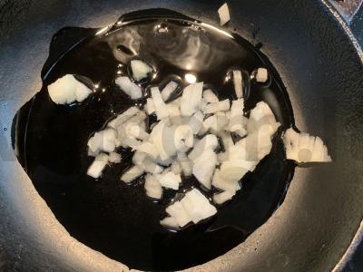 Makaronai su sūdyta upėtakiu vakarienei Žingsnis 1