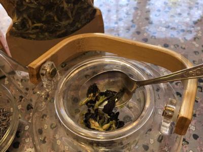 Levandų arbata su pienu Žingsnis 1