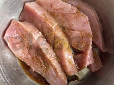 Kiaulienos steikas ant keptuvės Žingsnis 2