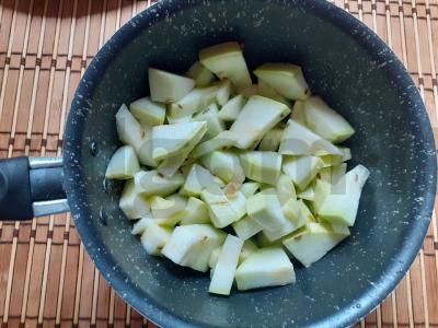 Troškintas cukinijas su kmynais, česnaku, kalendra ir kardamonu Žingsnis 5