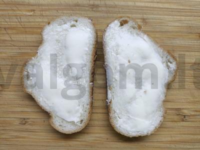 Sumuštiniai su kepenų dešra ir džiovintais pomidorais Žingsnis 1