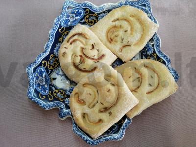 Sumuštinių duona su kmynais ir svogūnais Žingsnis 8