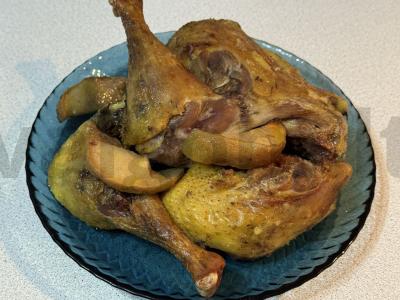 Antis su obuoliais orkaitėje pagrindine nuotrauka