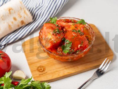 Marinuoti pomidorai gruziniškai pagrindine nuotrauka