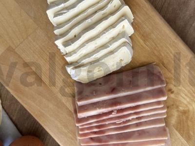 Tortilijų užkandis su kumpiu ir kamamberu Žingsnis 1