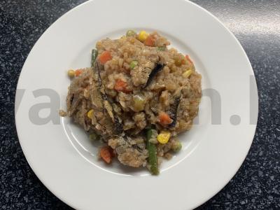 Grikių dribsniai su daržovėmis ir šprotų Žingsnis 6