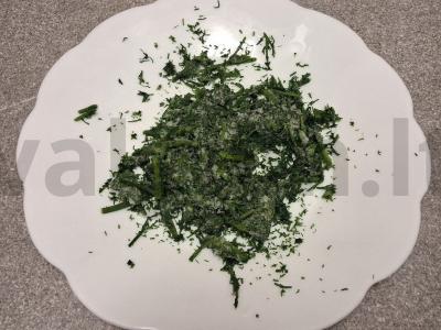 Borsčas su konservuotomis pupelėmis ir virtomis burokėliais Žingsnis 9