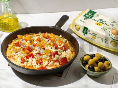 Graikiškas omletas su daržovėmis pagrindine nuotrauka