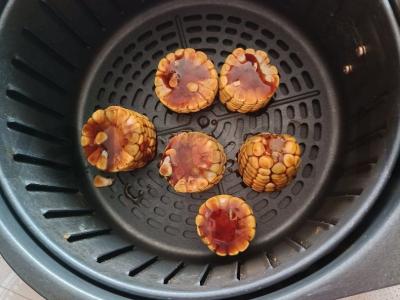 Kukurūza sojų padaže oro grilyje Žingsnis 3