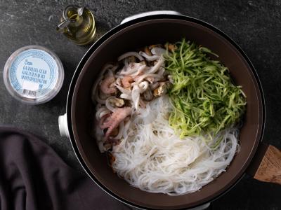 Funchosa su jūros kokteiliu Žingsnis 4