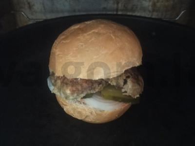 Sultingas burgeris su namine kotletu Žingsnis 6