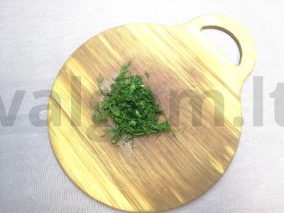 Pieniniai blynai su krapais ir dešrelėmis Žingsnis 1