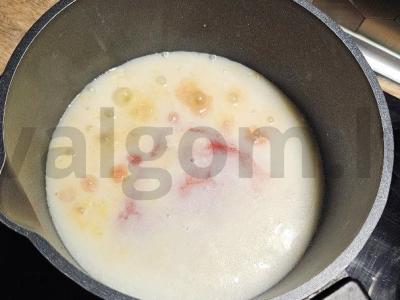 Pieninė kukurūzų košė su miško uogomis Žingsnis 4