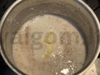 Avižinė košė su sviestu ir mangais Žingsnis 2