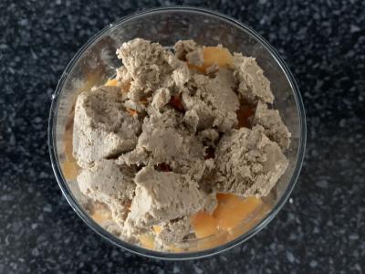 Desertas iš sausainių, halvos ir grietinės Žingsnis 9