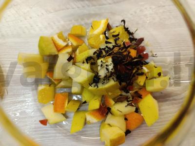 Arbatos gėrimas su obuoliu ir apelsinu Žingsnis 3