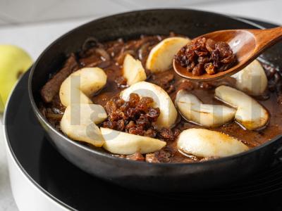 Troškinta mėsa su obuoliais Žingsnis 7