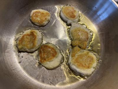 Varškės blynai be cukraus Žingsnis 8