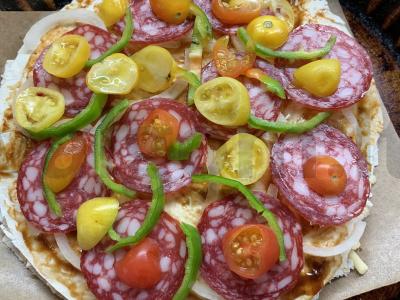 Pica iš lavašo, dešros, sūrio ir daržovių Žingsnis 8