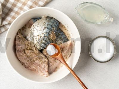 Skumbrija su cukinijomis orkaitėje Žingsnis 1