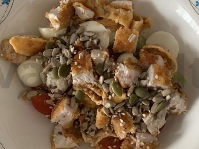 Salotas su mocarela, vyšniniais pomidorais ir vištienos krūtinėle Žingsnis 6