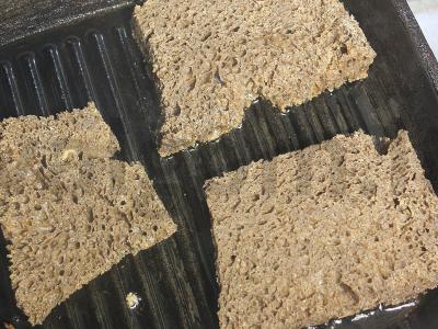 Užkandis su rugine duona ir kepenėlių paštetu Žingsnis 2