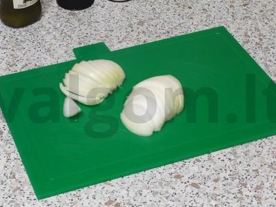 Kepta kiauliena su svogūnais Žingsnis 2